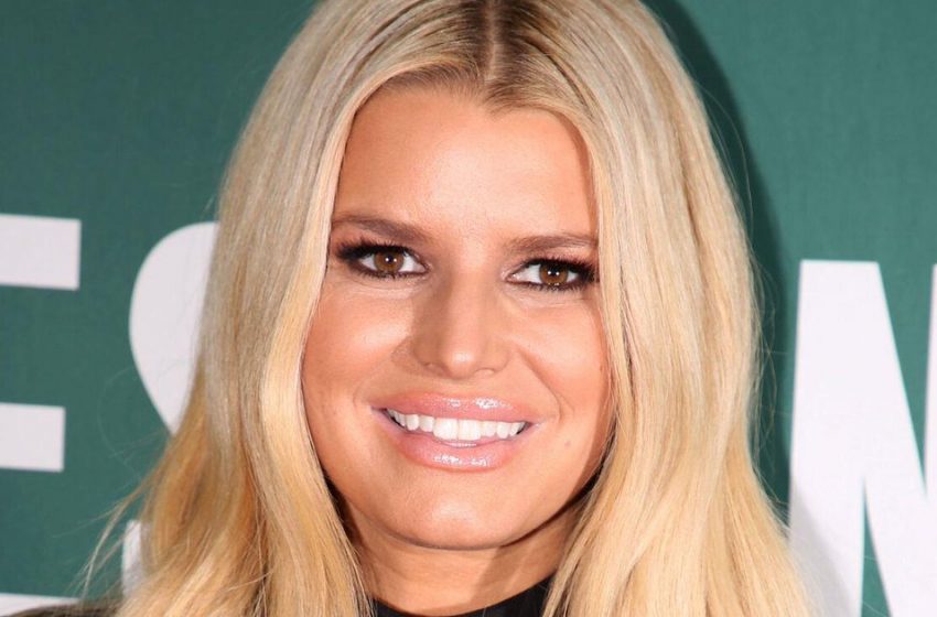  Von 108 kg auf 45! Extrem dünn nach der dritten Geburt, Jessica Simpson erschreckte enge Freunde