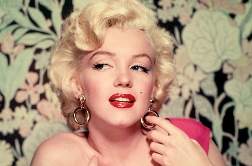  Erbärmliche Parodie. Das Mädchen gab 72.000 Dollar aus, um wie Marilyn Monroe auszusehen