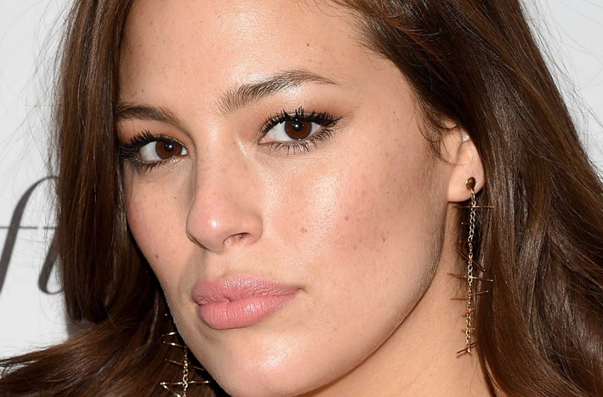  Sie sind sich unglaublich ähnlich! Plus-Size-Model Ashley Graham begeisterte die Fans mit seltenen Bildern mit ihrer Mutter