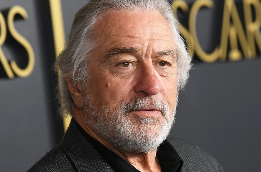  Lässiges Aussehen, unmoderne und formlose Kleidung. So sieht das Mädchen aus, das kürzlich dem 79-jährigen De Niro ein Kind zur Welt gebracht hat