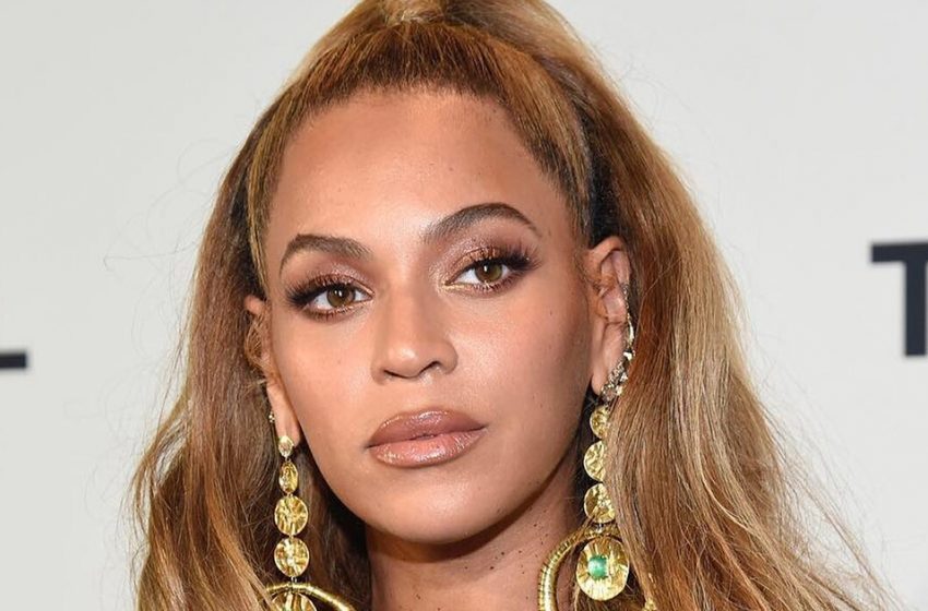  Beyoncé zeigt nach langer Zeit erwachsene Zwillinge zum ersten Mal: Sie sehen wie exakte Kopien ihres Vaters aus