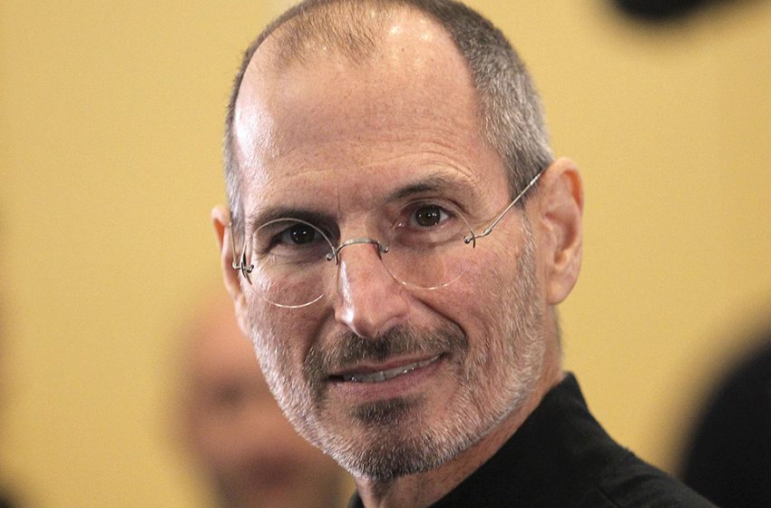  Model und seltene Schönheit:  wie die 24-jährige Tochter von Steve Jobs aussieht?