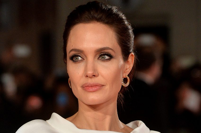 Das unglaubliche Glück der Paparazzi: Angelina Jolie lächelte plötzlich ...