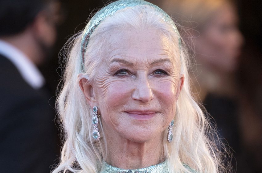  Das Alter hat keine Macht über sie. Die 77-jährige Helen Mirren mit hellem Make-up und riesigen Absätzen betrat das Podium