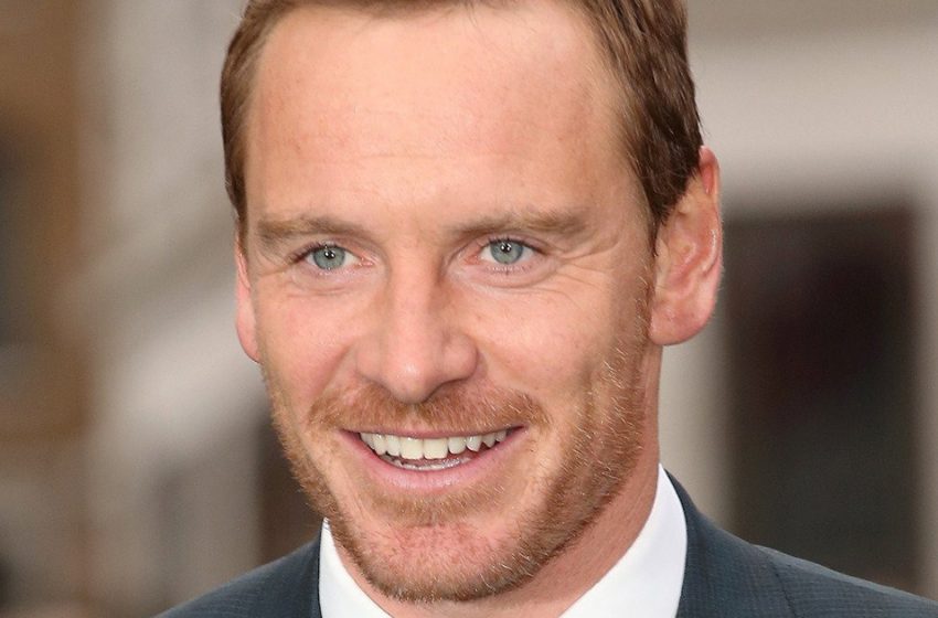  Er verlor die Kontrolle und prallte gegen einen Zaun. Michael Fassbender hatte einen Autorennenunfall