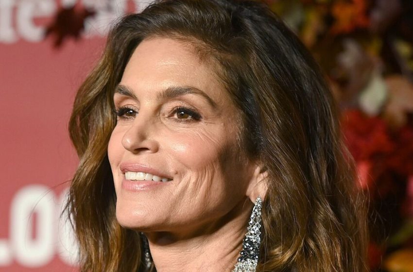  “Göttlich schön”: Der herangewachsene Sohn von Cindy Crawford bringt Frauen auf der ganzen Welt um den Verstand