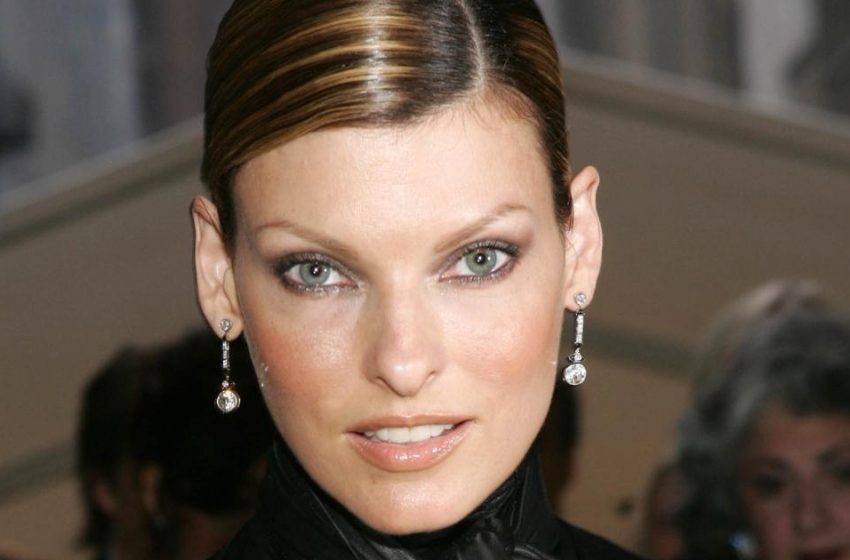 Erstmals das Gesicht gezeigt! Linda Evangelista ohne Make-up nach missglückter Schönheitsoperation