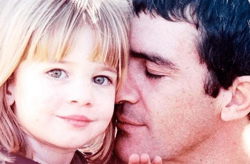  Die schöne Tochter von Antonio Banderas ist bereits 26 Jahre alt: Wie sieht sie jetzt aus?
