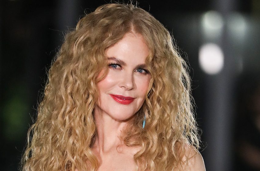  Man kann nur neidisch sein! Die 55-jährige Nicole Kidman zeigt einen stählernen Bauch in einem gewagten Kleid