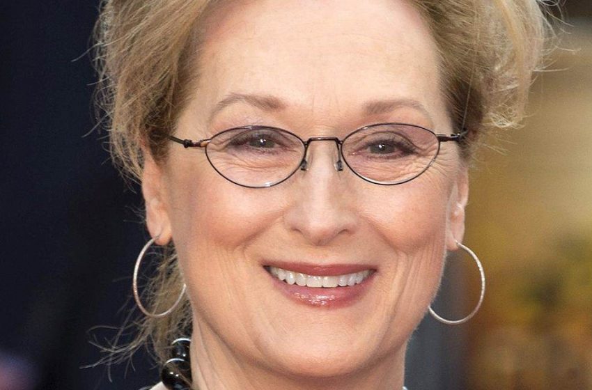  Miranda Priestly entspannt sich. Wie sieht Meryl Streep mit 74 Jahren jetzt aus?