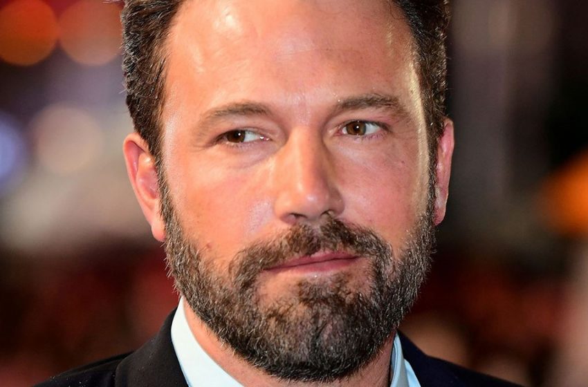  Ungewöhnlich fröhlich wurde Ben Affleck in den Armen von Jennifer Garner in Italien erwischt: Paparazzi-Foto