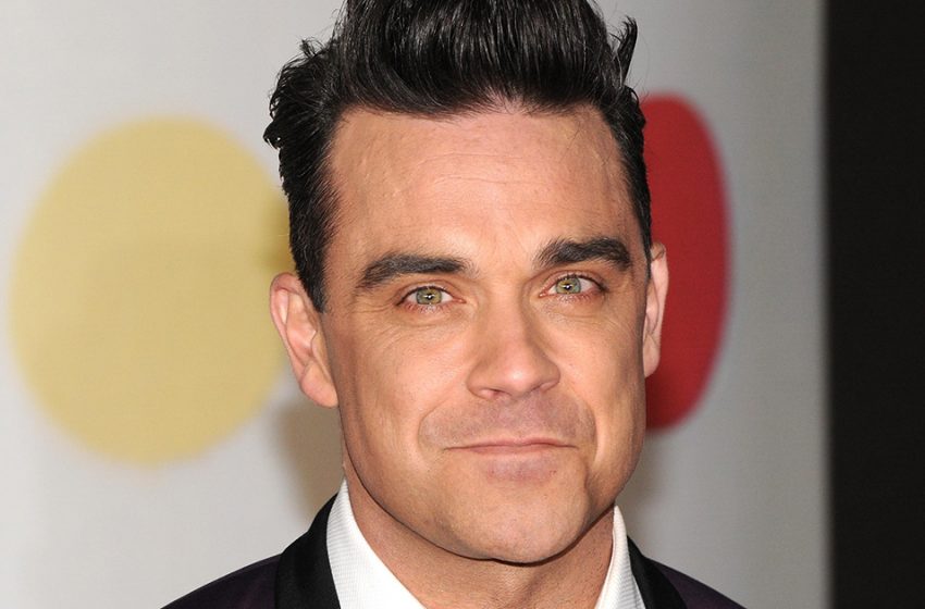  Der abgenommene Robbie Williams teilt Bilder, auf denen man ihn nicht erkennt