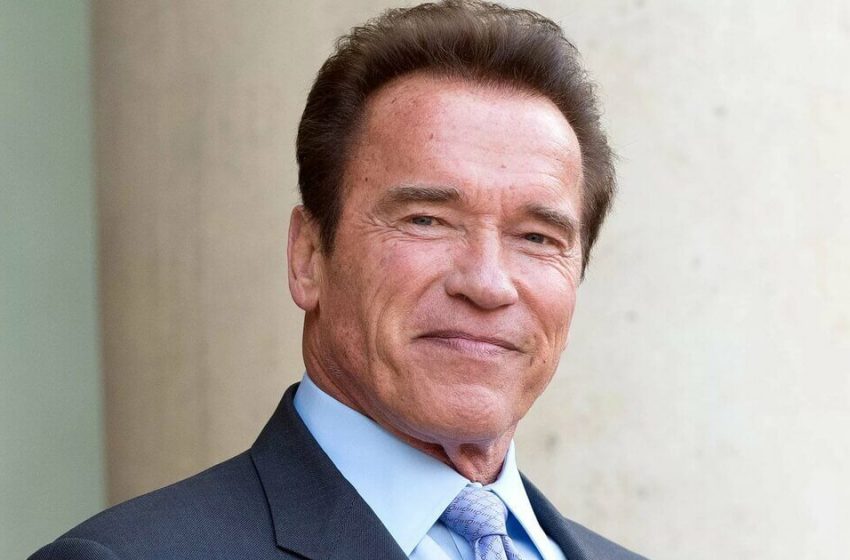  Die junge Geliebte hat alles aus ihm herausgeholt: Der gealterte Arnold Schwarzenegger schlendert in einem ausgeleierten Polo durch New York