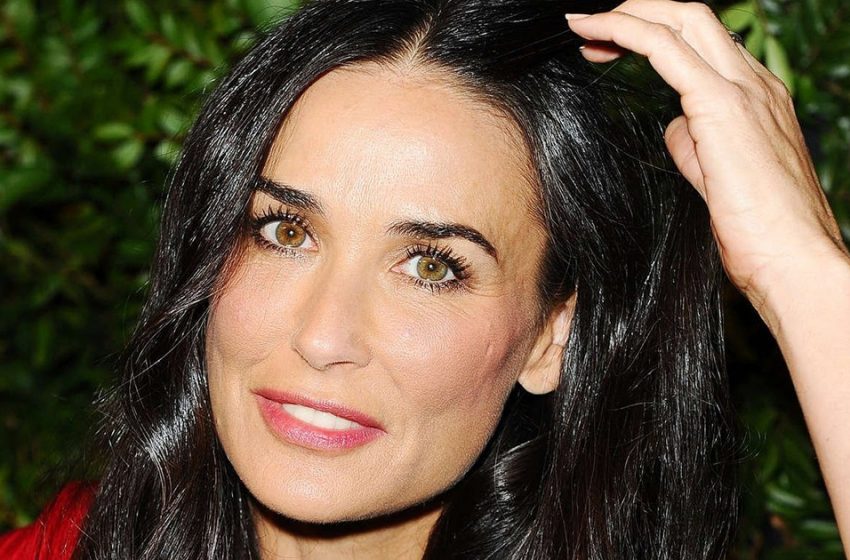  Möge jede Großmutter solche Figur haben : Die 60-jährige Demi Moore bezauberte ihre Fans mit Fotos im Badeanzug