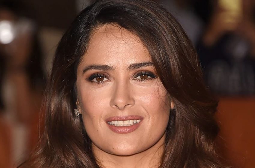  Natürlicher Look des Stars : Salma Hayek hat sich zum ersten Mal ohne Make-up und Filter gezeigt