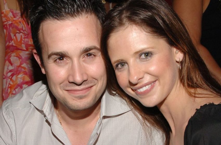  Erstaunliches Paar : Sarah Michelle Gellar und Freddie Prinze Jr.s anhaltende Ehe dient vielen als vorbildlich