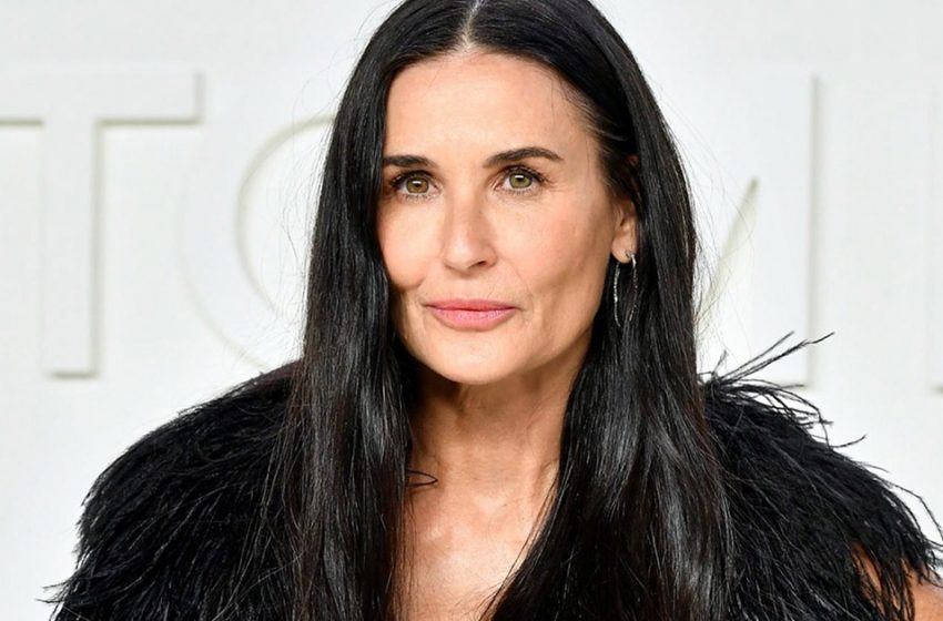  Die Paparazzi haben gezeigt, wie Demi Moore, 61 Jahre alt, die “ewige Jugendliche”, im wirklichen Leben aussieht