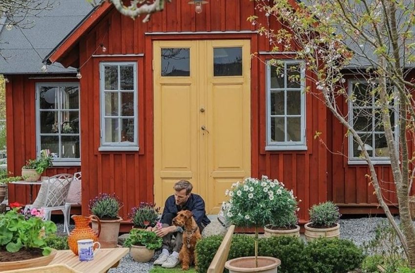  Sie werden überrascht sein zu erfahren, dass der Besitzer dieses charmanten Sommerhauses ein Mann ist. Möchten Sie eine Tour durch das Haus machen