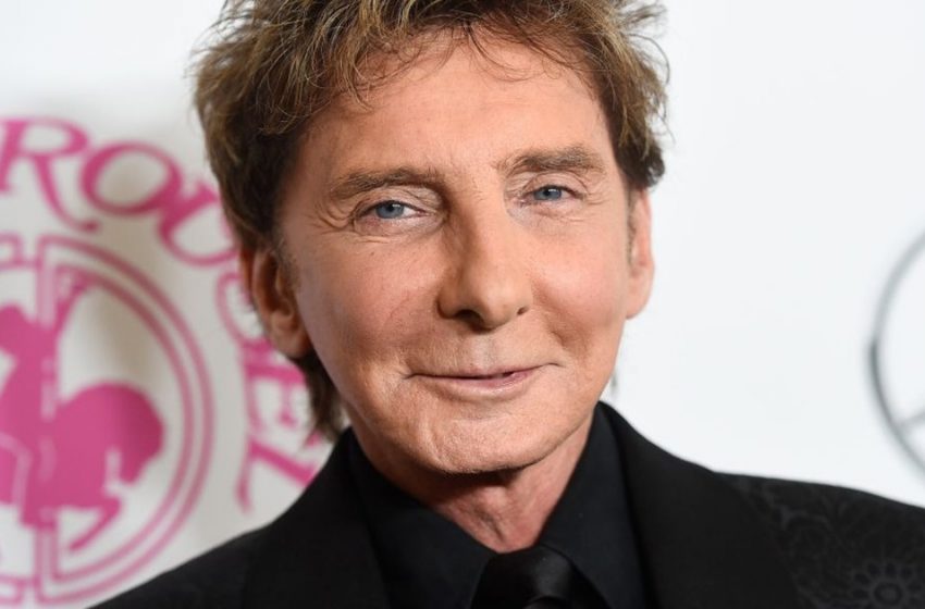  “Was mit ihm geschah”:  Barry Manilows Auftritt wurde von Fans kritisiert!