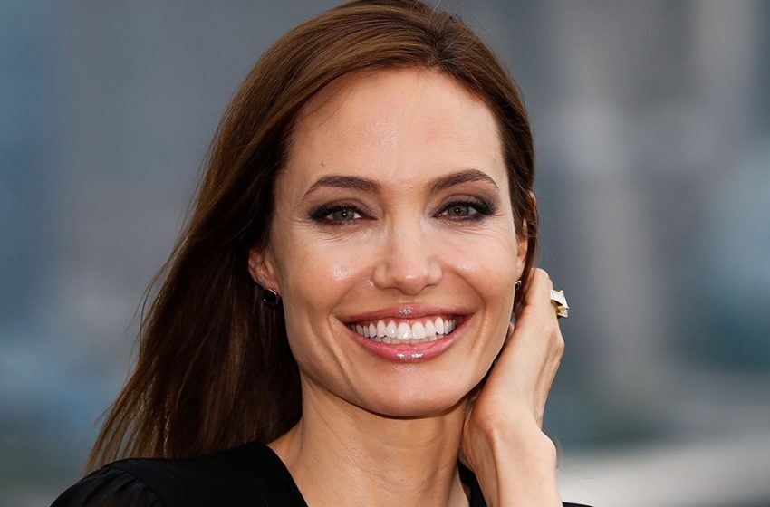  “Hat sich viel verändert”: 48-jährige Angelina Jolie schockierte Fans mit ihren neuesten Fotos!