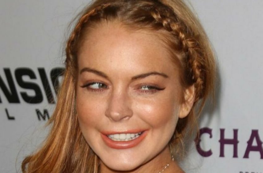  “Ein leuchtendes Beispiel für eine wunderschöne liebevolle Familie”: Die 37-jährige Lindsay Lohan wurde mit ihrem Ehemann und Sohn fotografiert!