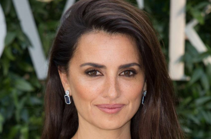  “Penelope Cruz hat einen neuen Haarschnitt bekommen, der sie um 15 Jahre jünger aussehen lässt!”