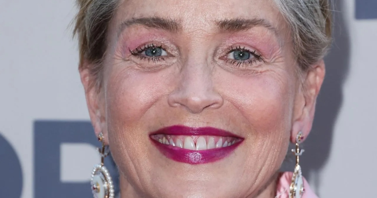 &amp;quot;Eine grauhaarige Großmutter mit Kopftuch&amp;quot;: Sharon Stone verblüffte ...