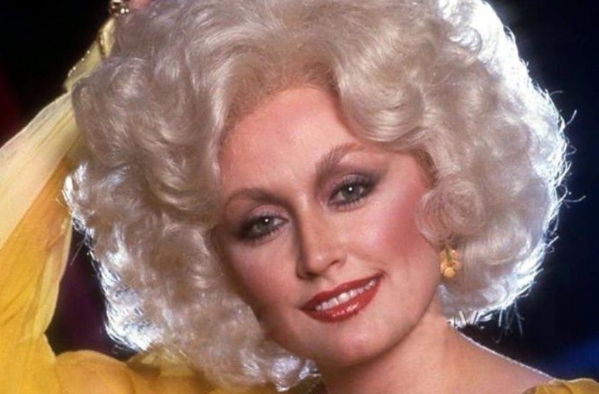  Fotos von Dolly Parton durch KI erstellt: Wie würde der Star aussehen, wenn sie nie auf plastische Chirurgie zurückgegriffen hätte?