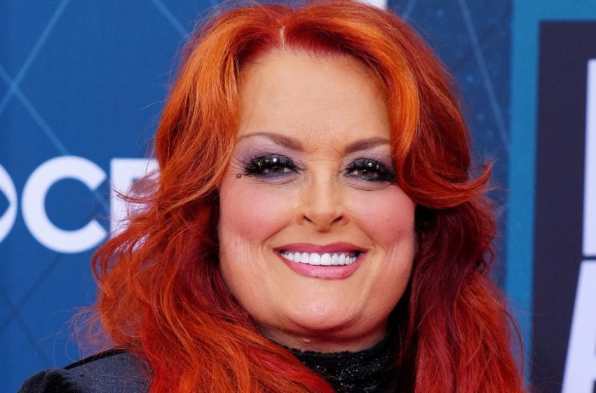  “Die Tragödie hat ihr Leben komplett verändert”: Wynonna Judd sieht mit 59 Jahren so anders und unsicher aus!