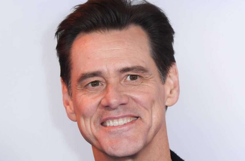  Jim Carrey war einmal obdachlos und arbeitete sogar als Hausmeister: Jetzt genießt er seine Zeit mit seinem Enkel in einem super schicken Haus!