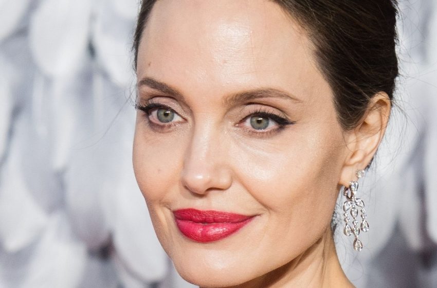  “Angelinas Lieblingssohn”: Wie sieht der Junge heute aus, den Angelina Jolie vor 21 Jahren adoptierte?