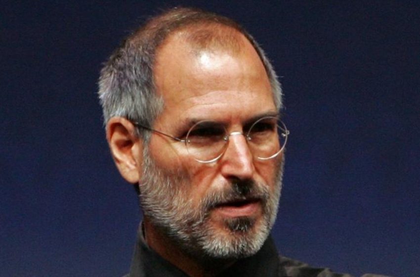  “Begehrter Junggeselle und Erbe eines Genies”: Wie sieht der einzige Sohn von Steve Jobs aus?