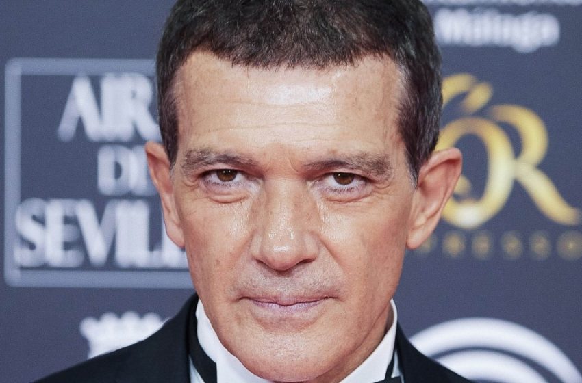  “Ein blauäugiges zartes Schönheitsideal”: Der 63-jährige Antonio Banderas teilte ein seltenes Foto mit seiner 27-jährigen Tochter!