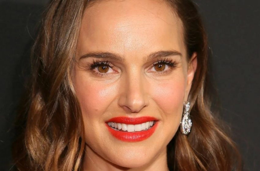  “Nur um den Ex zu ärgern”: Natalie Portman posierte einen Monat nach der Scheidung in einem “nackten” Kleid!