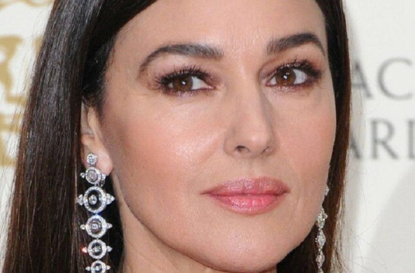  “Treibt alle verrückt”: Die 59-jährige Monica Bellucci spielte in einem ehrlichen Fotoshooting und zeigte ihre verführerischen Formen!