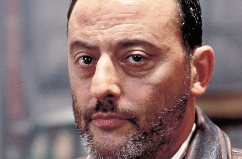  Wurde das Mädchen vom Geld oder vom Charisma des Schauspielers beeindruckt?: Jean Reno wurde mit seiner jungen Frau gesichtet, die 24 Jahre jünger ist als er!