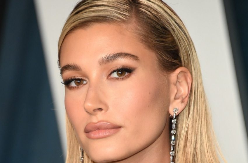  “Schwangerschaft ist kein Grund zur Bescheidenheit”: Hailey Bieber hat pikante Fotos geteilt, auf denen sie ihren runden Bauch zur Schau stellt!