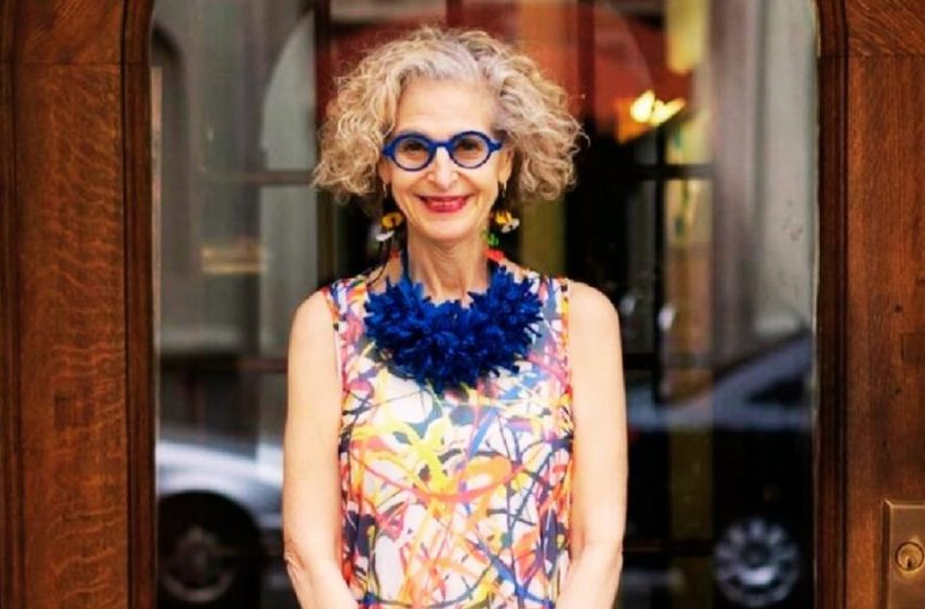  “Eine strahlende und super stilvolle Dame”: 60-jährige Fashionista aus New York begeistert alle mit ihrem raffinierten Geschmack und Stilgefühl!