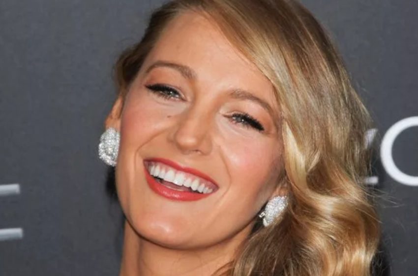  Junge Mutter mit perfekten Formen: Blake Lively hat Fans mit ihrem perfekten Körper nach der Geburt ihres vierten Kindes verblüfft!