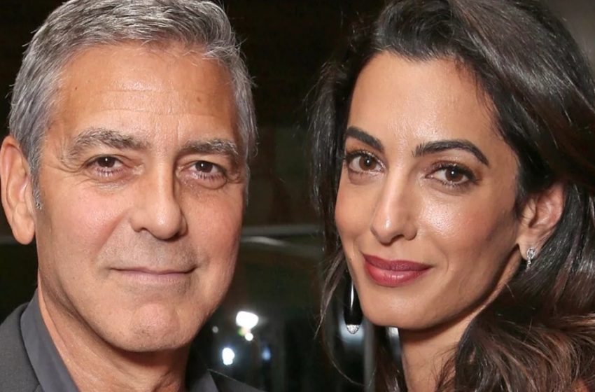  George Clooneys 46-jährige Ehefrau wurde dafür kritisiert, ein “kindliches” Vintage-Kleid zu tragen: Was war Donatella Versaces Kommentar zu ihrem Outfit?