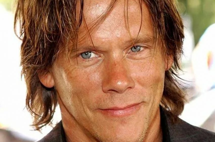  „Zeigte sich selbstbewusst und präsentierte seine fitte Figur“: Kevin Bacon postete ein freizügiges Foto mit einer „interessanten“ Bildunterschrift, um seinen 66. Geburtstag zu feiern!