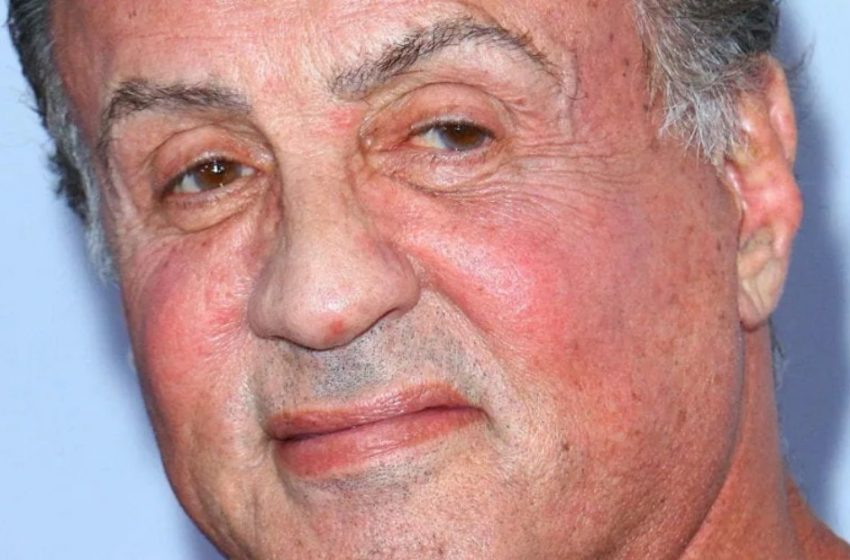  „Alle vier sind exquisite Schönheiten“: Sylvester Stallone begeisterte die Fans mit einem Familienfoto mit seiner Frau und seinen drei Töchtern!