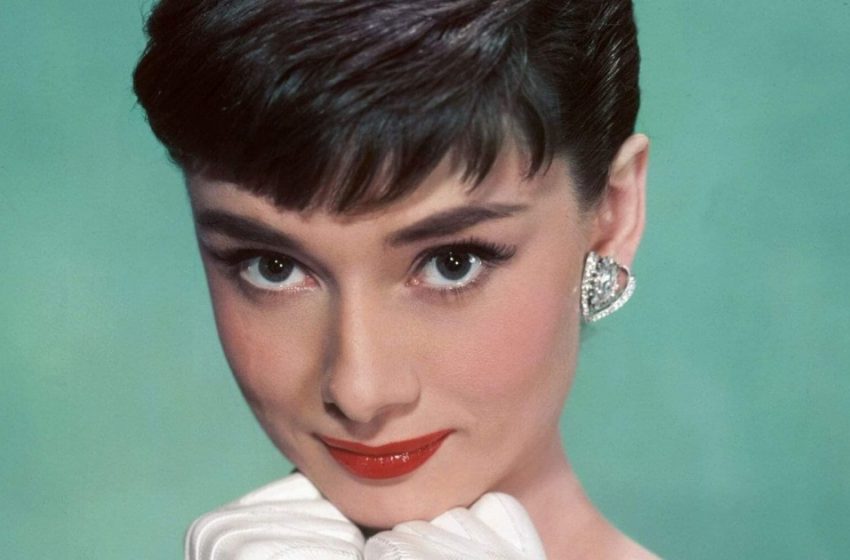  „Die ganze Welt bewunderte ihre Schönheit, selbst im Alter”: Aber warum konnte Audrey Hepburn sich selbst nicht lieben?