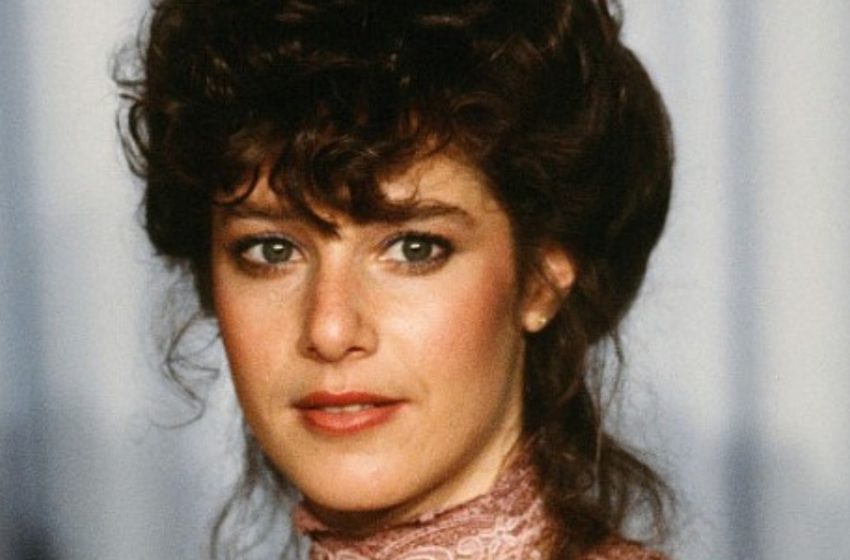  „Sie erlitt einen schrecklichen Unfall – Gehirnblutung und einseitige Lähmung“: Debra Winger überraschte ihre Fans mit ihrer nicht wiederzuerkennenden Verwandlung!