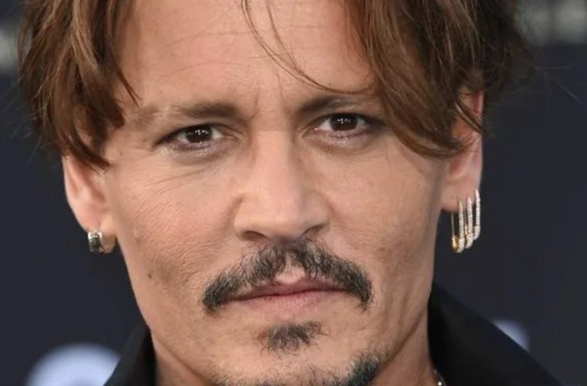  „32 Jahre jünger als er“: Johnny Depp wurde beim Date mit einer jungen Ausländerin erwischt!