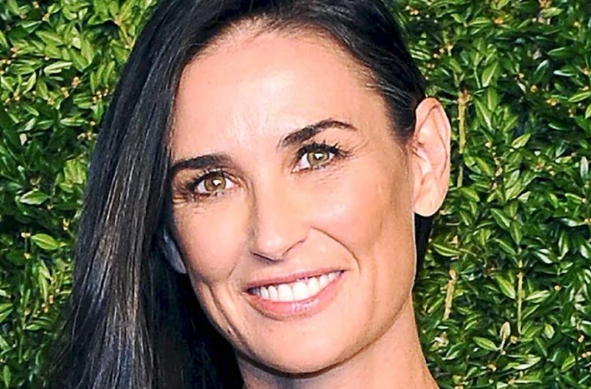  „Sieht viel jünger aus als ihr Alter“: Die Abonnenten sind begeistert von dem neuen Foto von Demi Moore mit ihrer Enkelin!