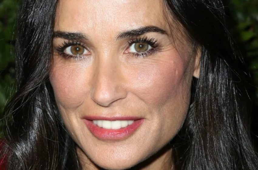  „Sie hätte diese Fotos nicht teilen sollen“: Die 61-jährige Demi Moore zeigte sich im Bikini, aber die Fans kritisierten die Aufnahmen heftig!