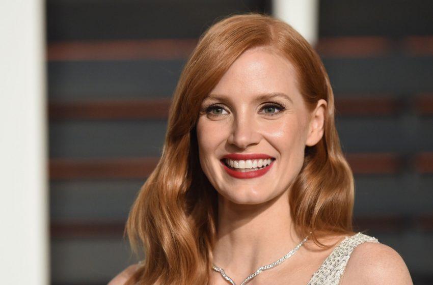  Jessica Chastain stellte ihre lang erwarteten Kinder, die durch eine Leihmutter geboren wurden, der Öffentlichkeit zum ersten Mal vor.