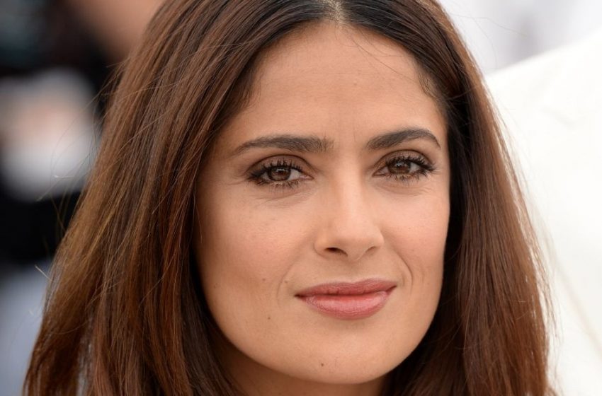  „Sieht jünger aus als je zuvor“: Die 57-jährige Salma Hayek präsentiert ihre schlanke Taille – die Fans sind wirklich sprachlos!