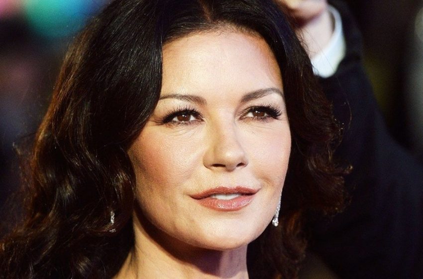  Catherine Zeta-Jones’ Tochter rekreiert den berühmten Geburtstag-Look ihrer Mutter: Die Ähnlichkeit ist wirklich verblüffend!